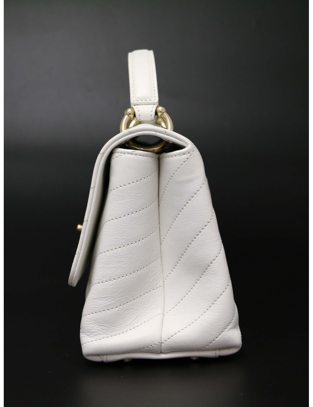 Sac CHANEL cuir motif chevrons