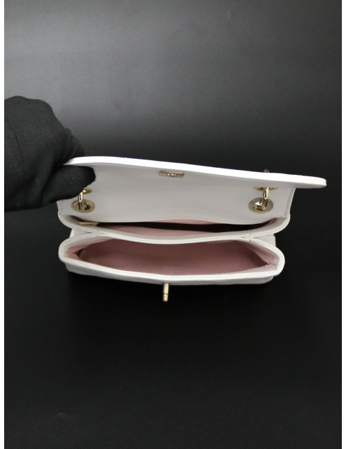 Sac CHANEL cuir motif chevrons