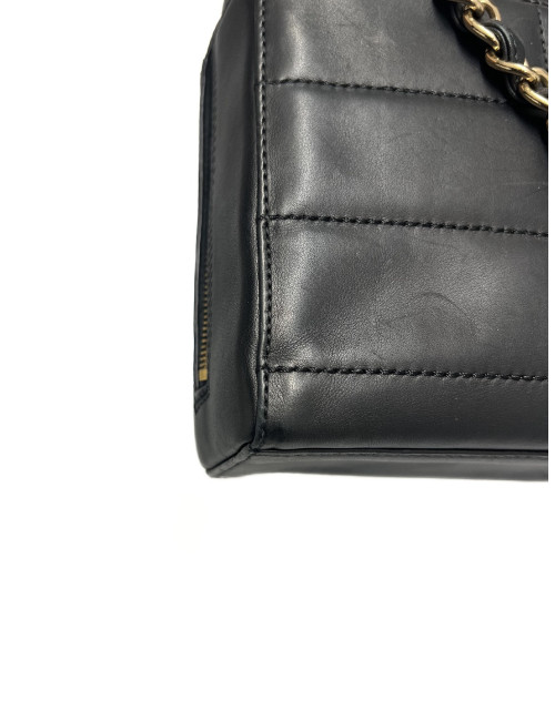 Camera Chanel matelassé carré noir : livraison gratuite en Europe