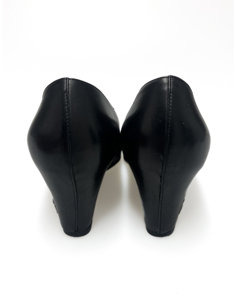 Escarpins Chanel T 36,5 cuir d'agneau : livraison avec suivi gratuite