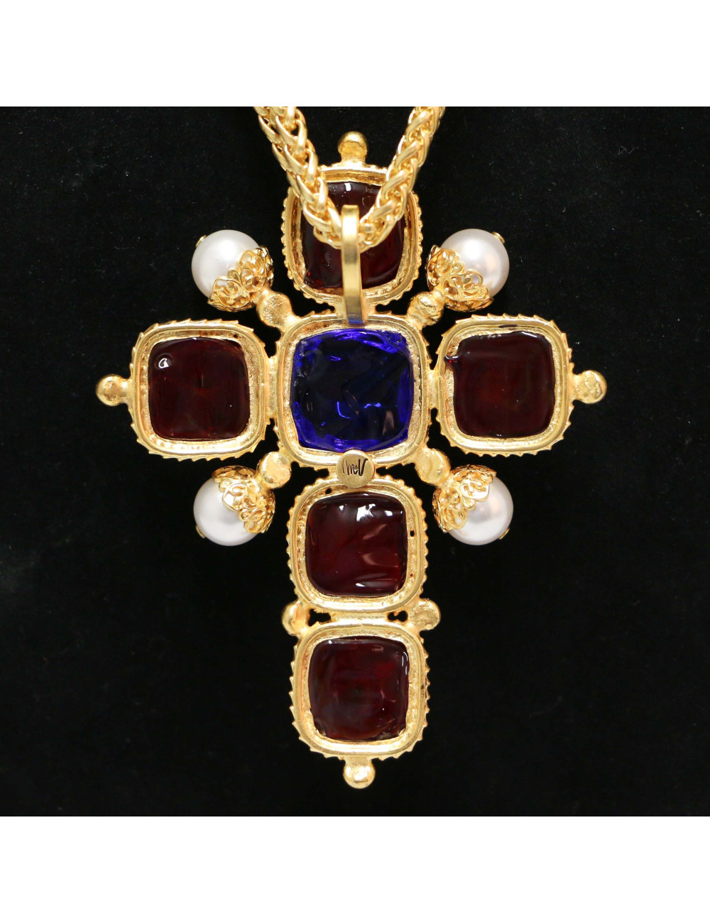 Pendentif croix MARGUERITE DE VALOIS fait main