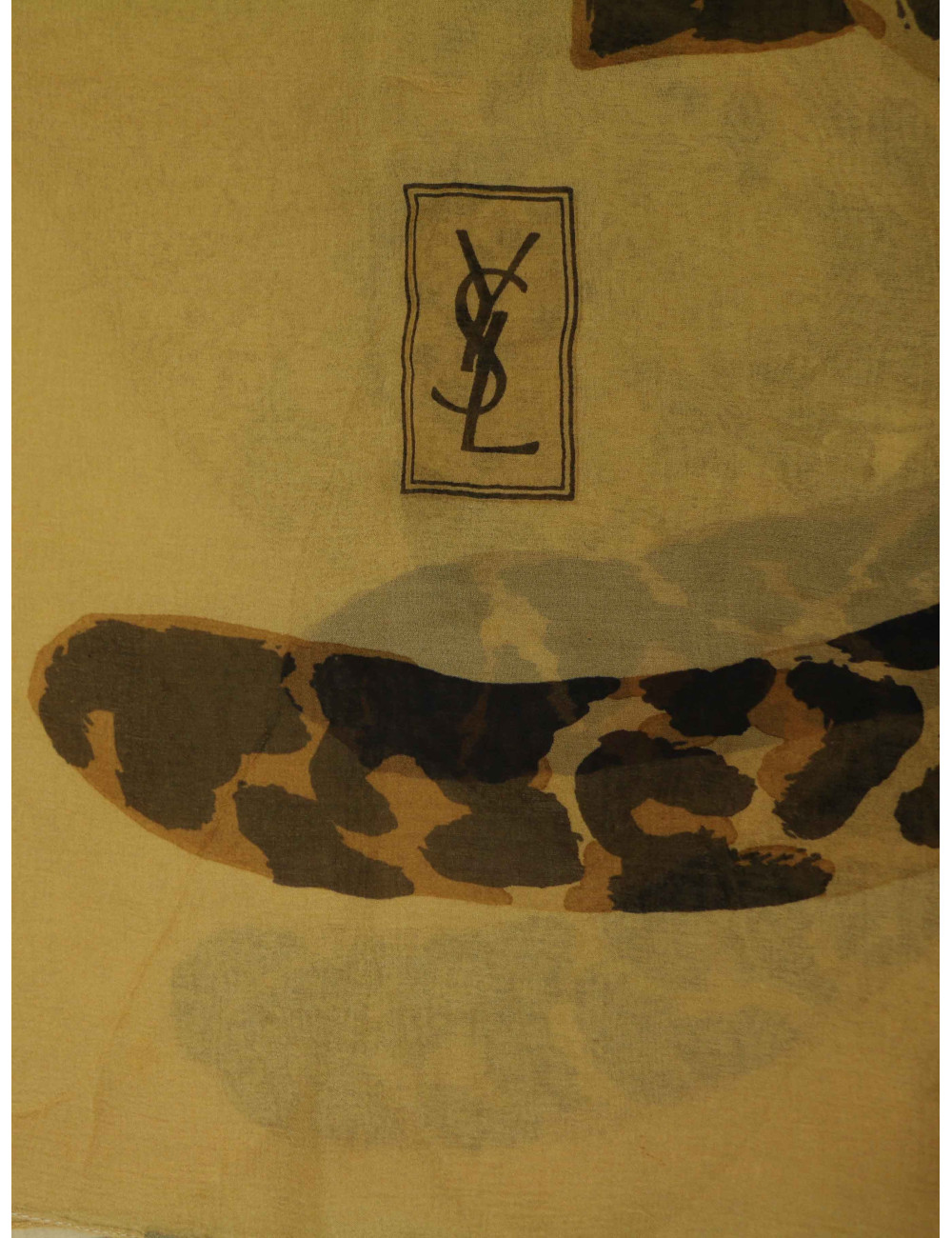 Grand châle YSL vintage en voile de soie imprimé léopards