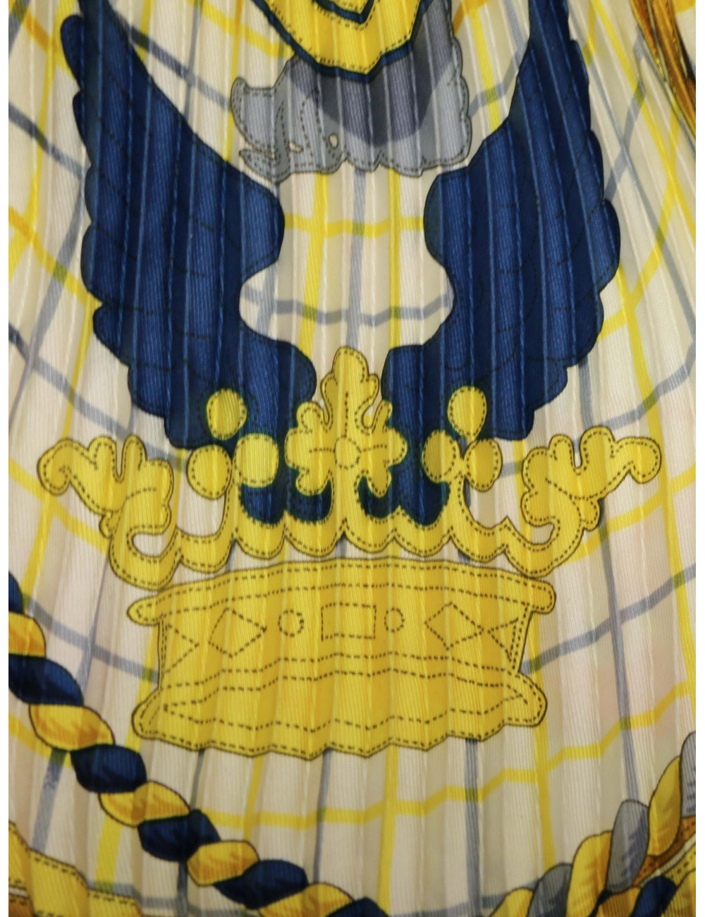 Plissé Hermès soie bleu et rouge : occasion certifiée authentique