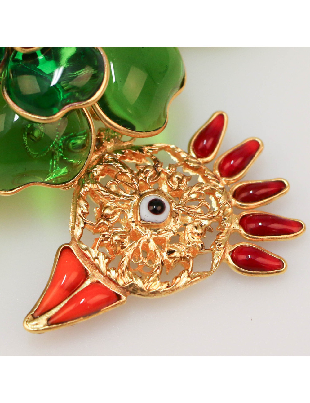 MARGUERITE DE VALOIS "La perruche verte" en pâte de verre faite main