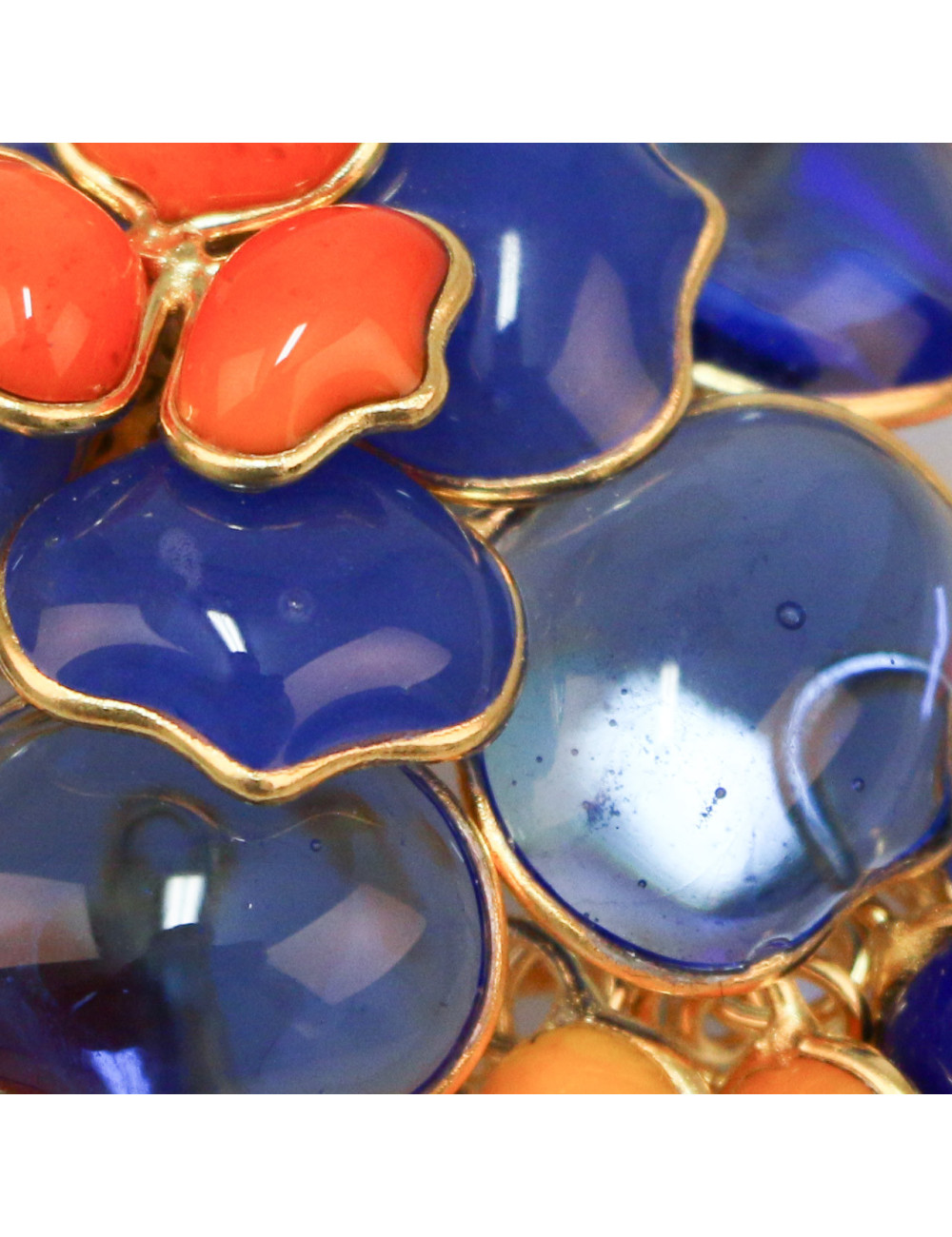 Marguerite de Valois "la perruche bleue" : fabrication française