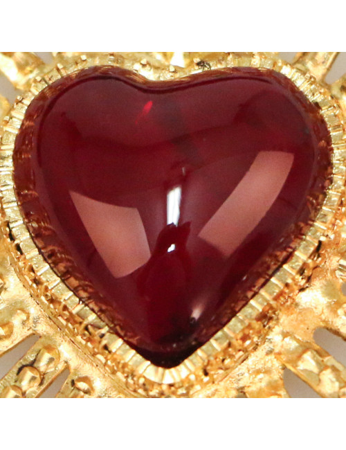 Broche coeur flamboyant Marguerite de Valois entièrement faite main.