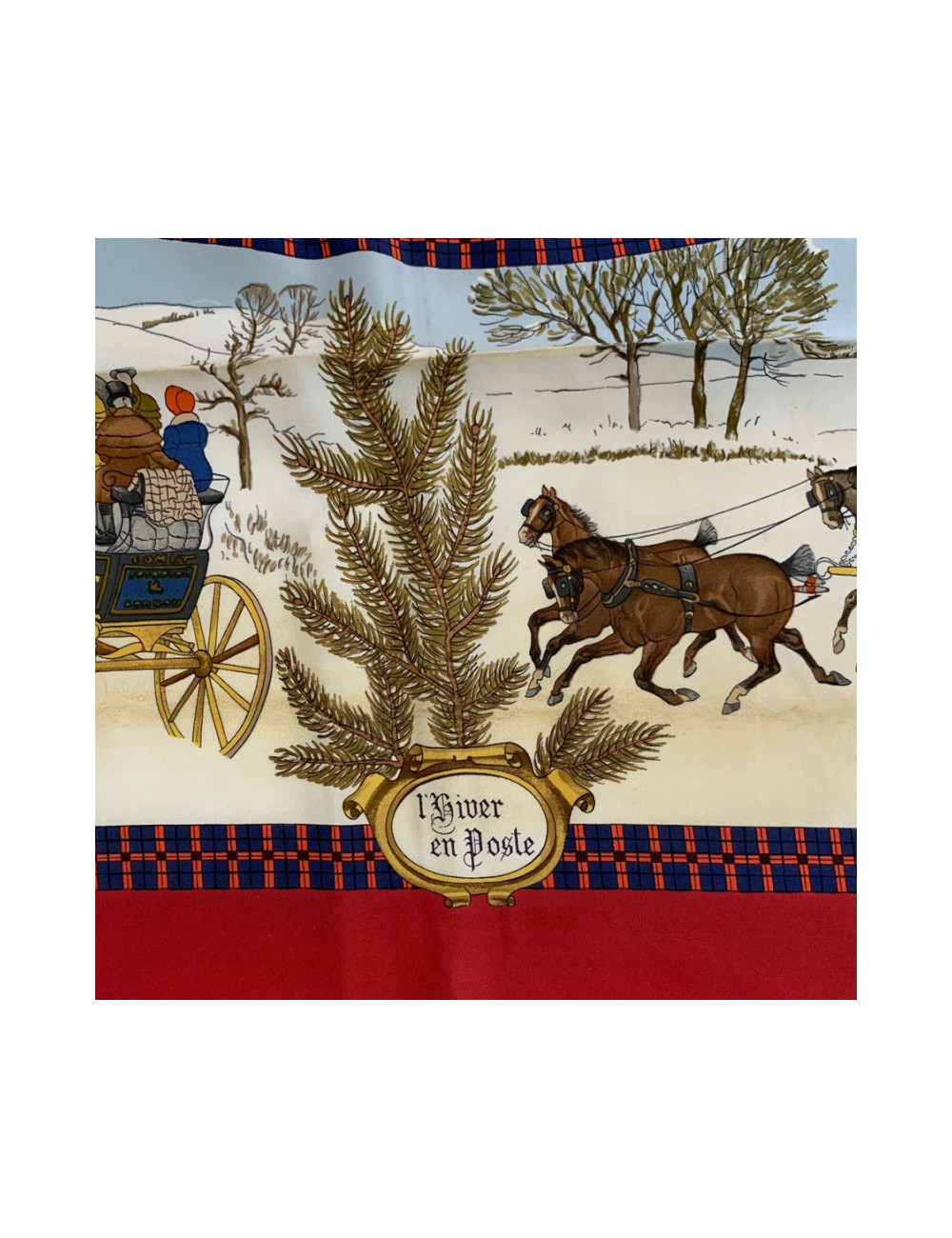 Carré HERMES L'hiver en Poste soie 100% occasion certifiée authentique