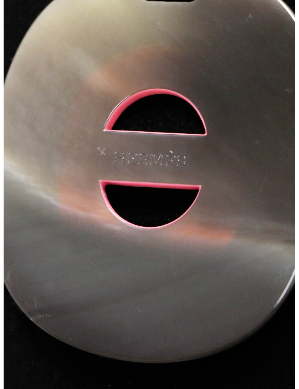 Pendentif Fidelio Virage HERMES corne de buffle laquée rose