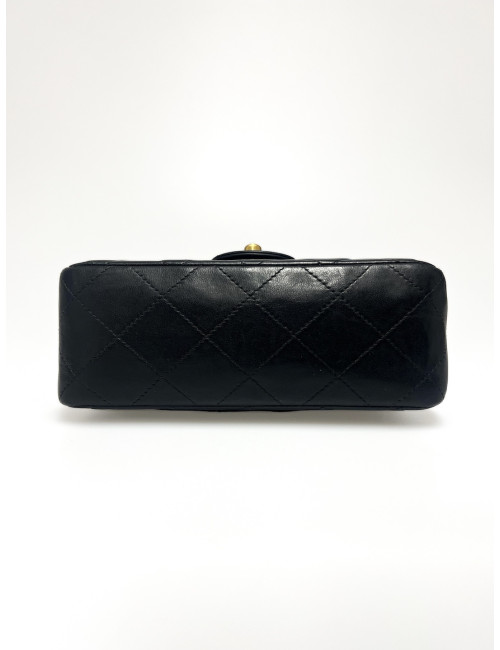 Mini timeless CHANEL noir vintage