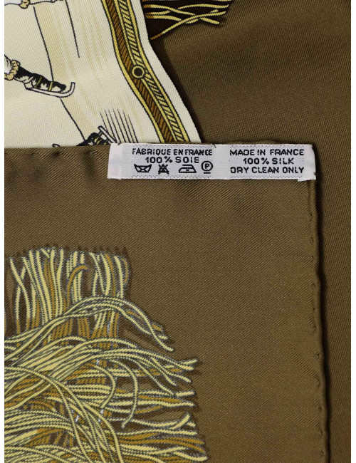 Plaisir du froid HERMES carré soie