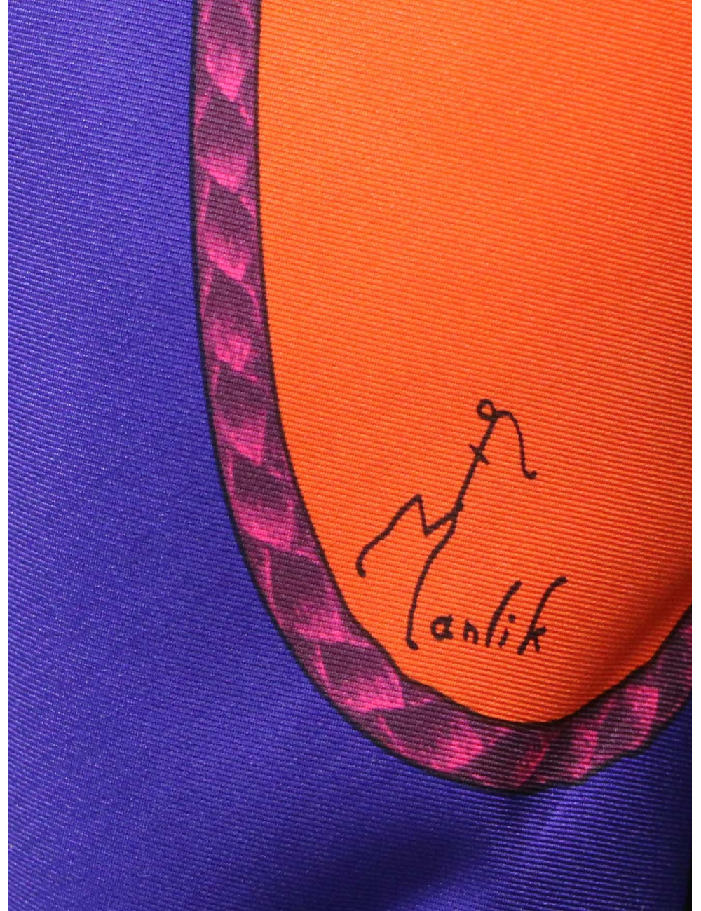 Carré géant Hermès Coup de Fouet en soie d'occasion sur notre e-shop.