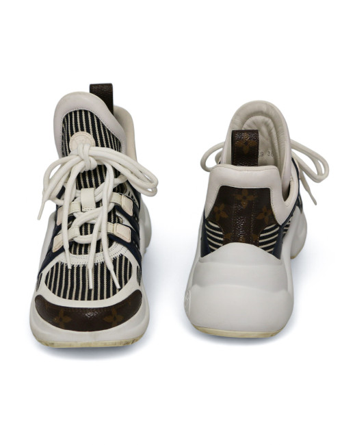 Sneakers  LOUIS VUITTON Monigram T 36