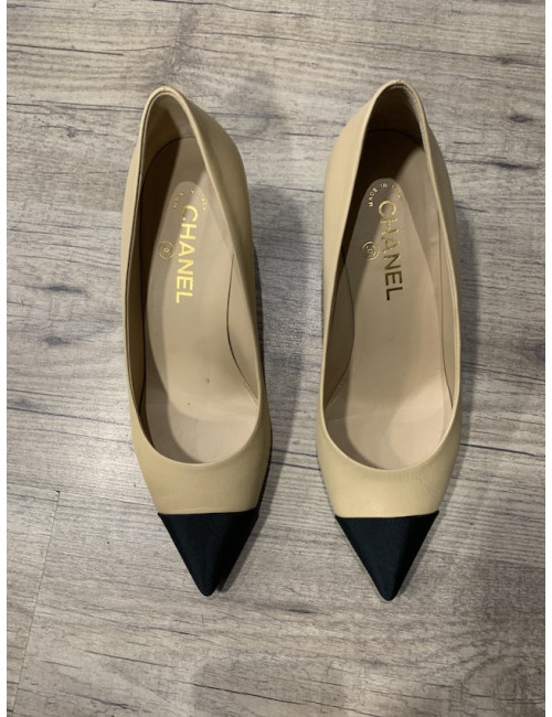 Escarpins CHANEL bicolores T 39