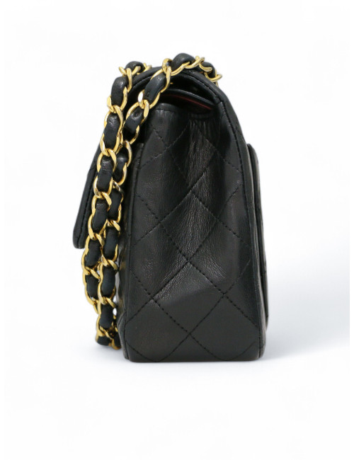 Classic small CHANEL noir