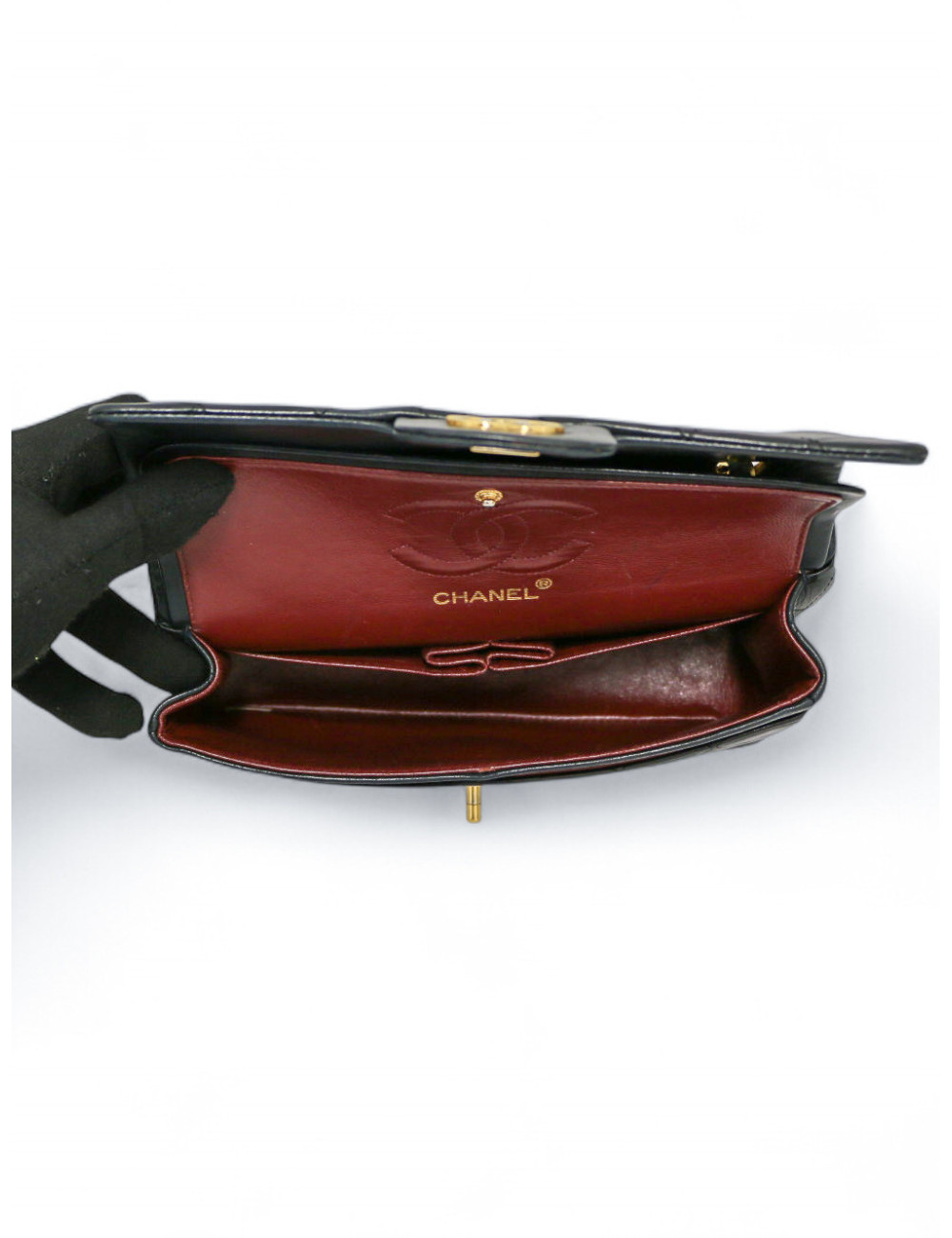 Classic small CHANEL noir