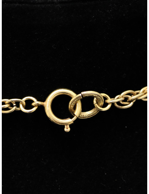 Long sautoir vintage CHANEL pièces CC et pâte de verre rubis et emeurode