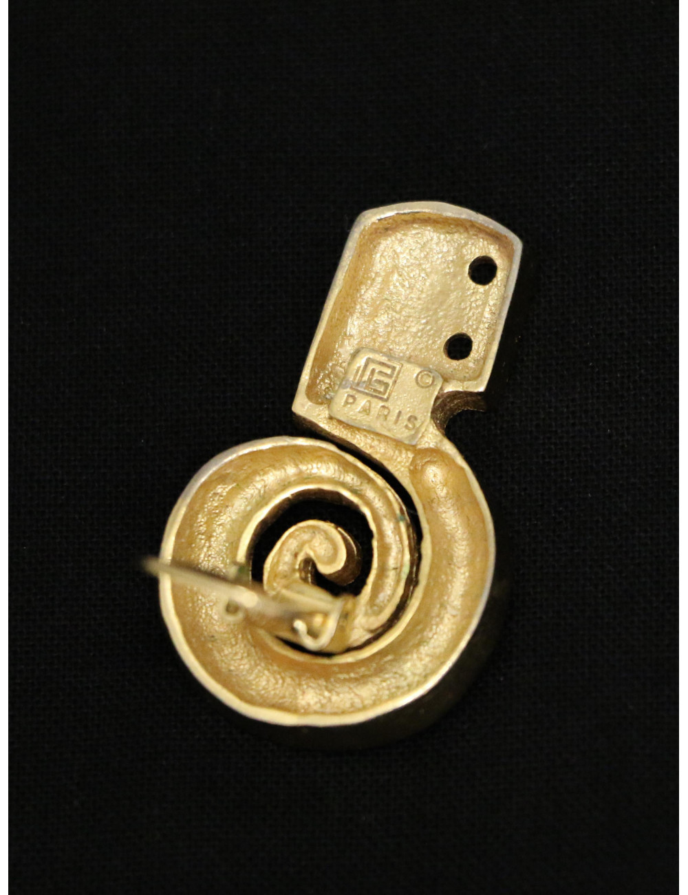 Parure Balmain vintage, collier et clips dorés, certifiée authentique