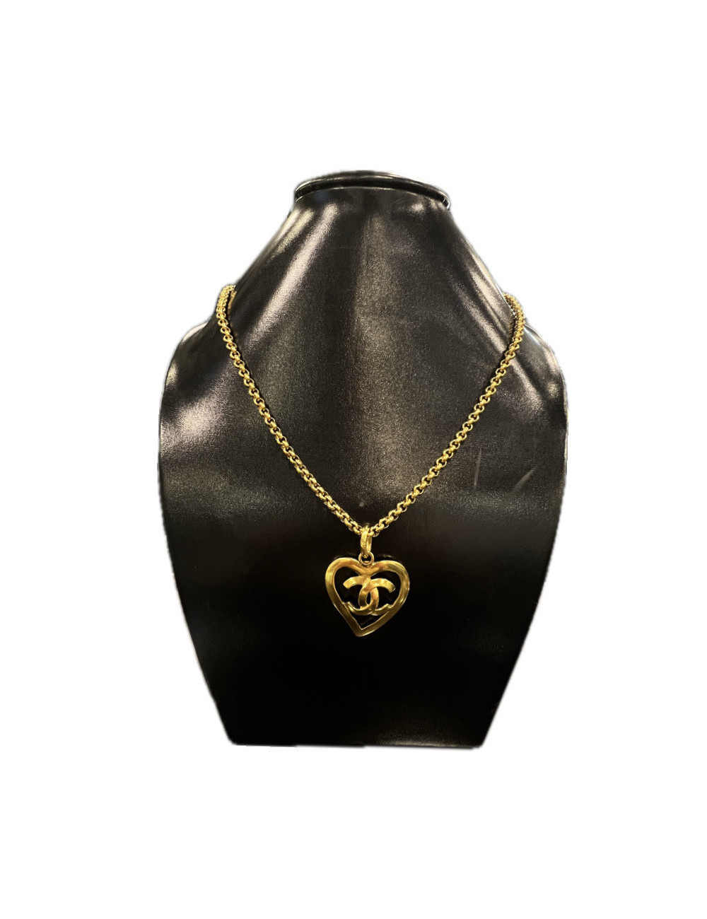 Pendentif coeur CHANEL avec sa chaine