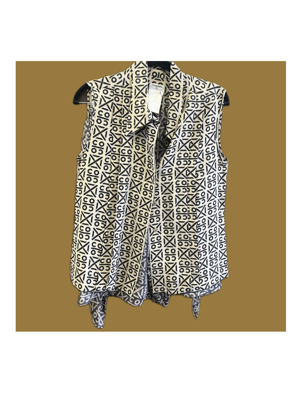 Ensemble CHANELBlouse et short