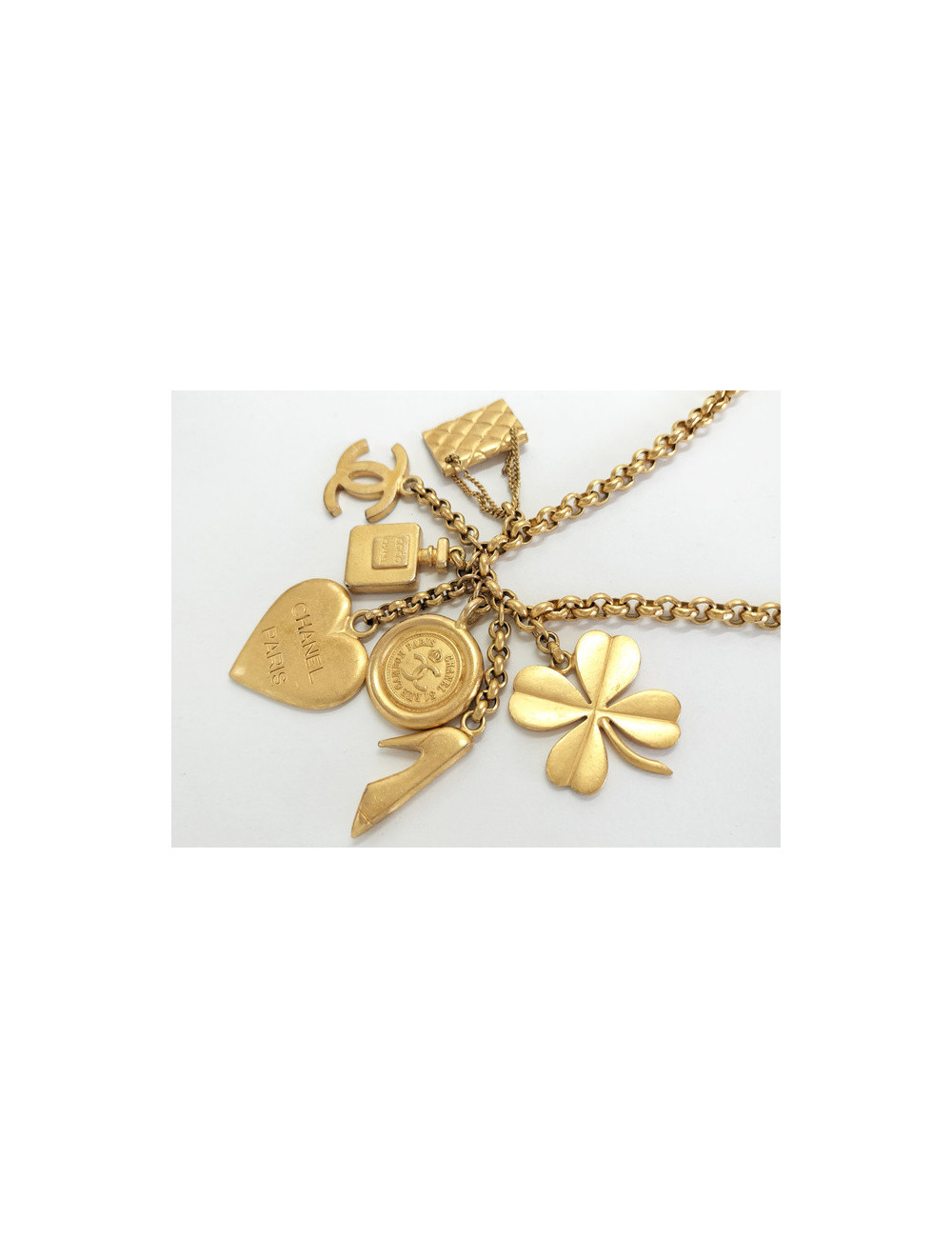 Collier Charms Chanel vintage doré