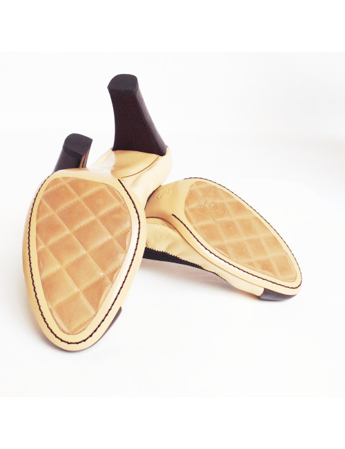 Escarpins CHANEL bicolore T 38.5