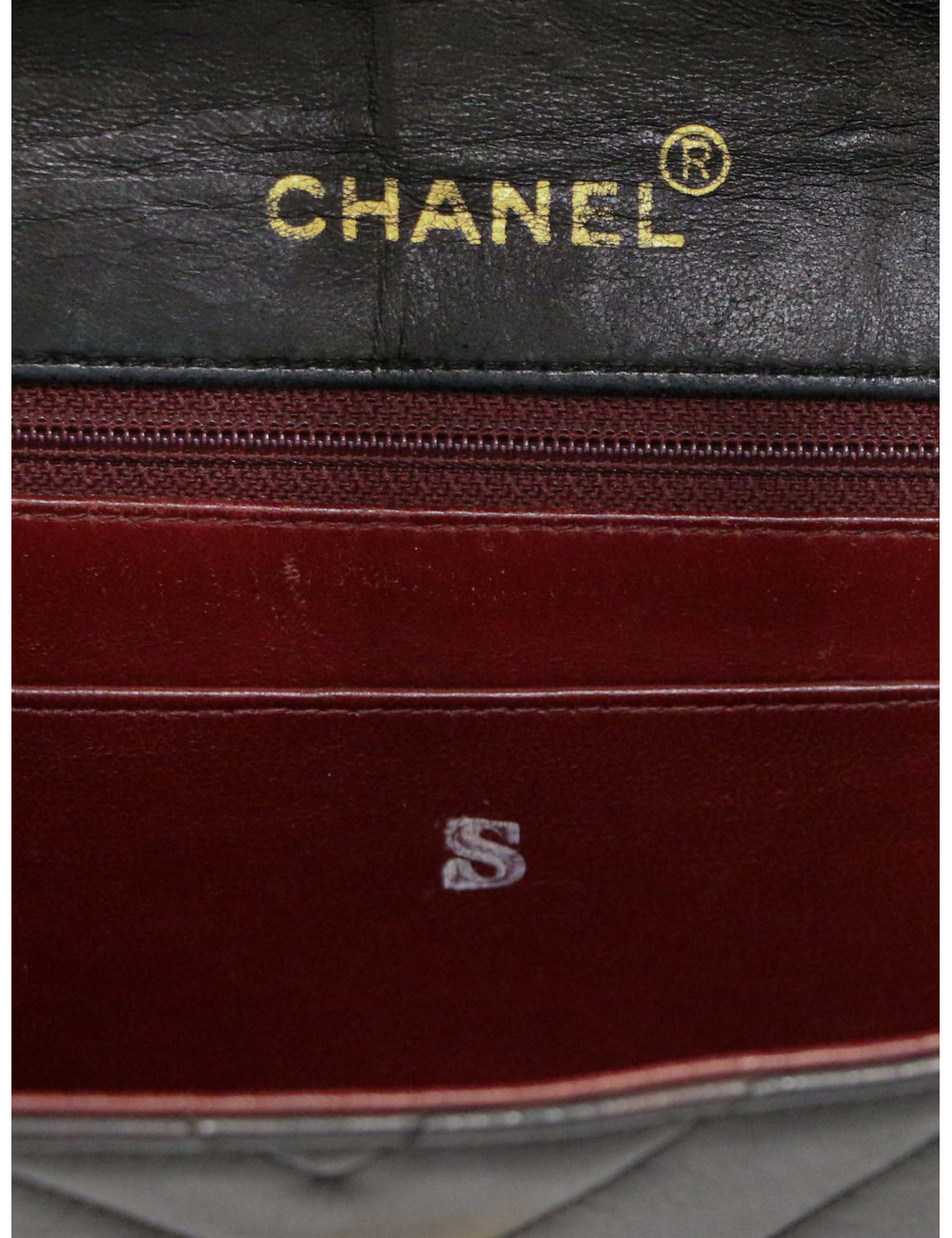 Mini sac Chanel cuir d'agneau chevron, occasion certifiée authentique