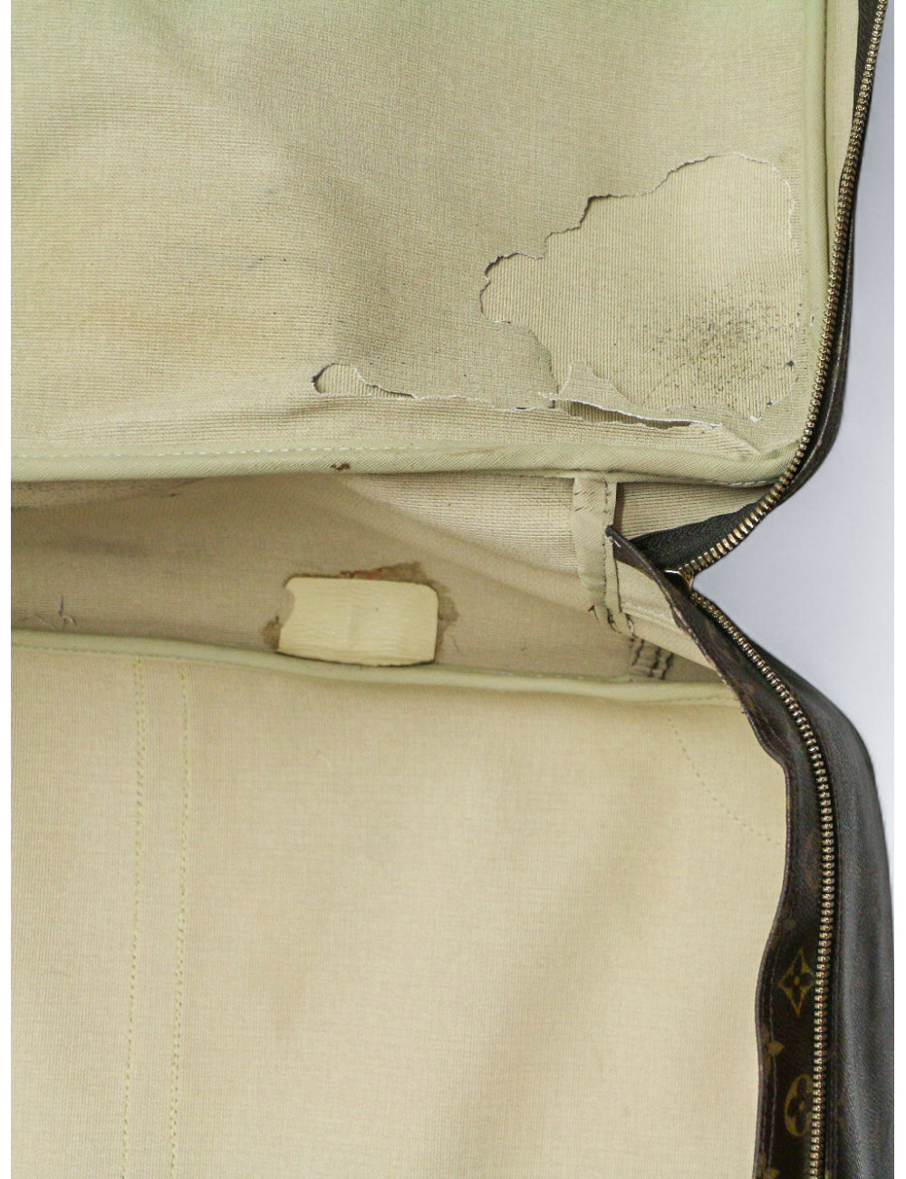 Valise Sirius Louis Vuitton 70 en toile Monogram certifiée authentique