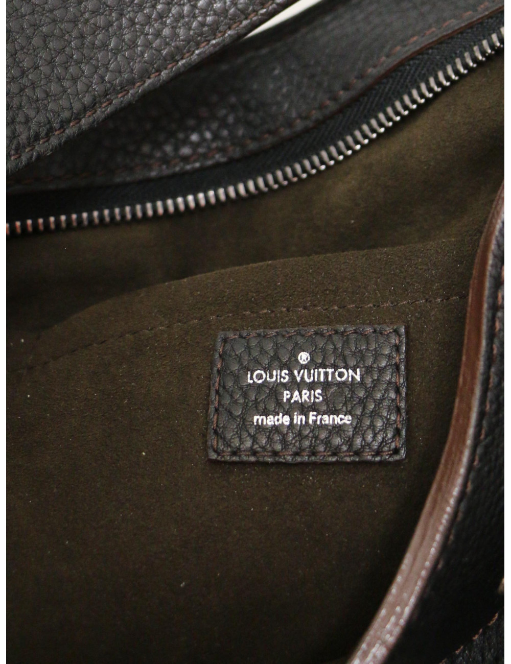 Sac Mahina Louis Vuitton cuir souple perforé : certifié authentique