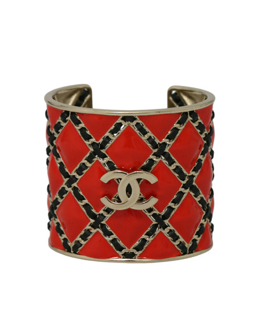 Manchette CHANEL émaillée matelassée rouge