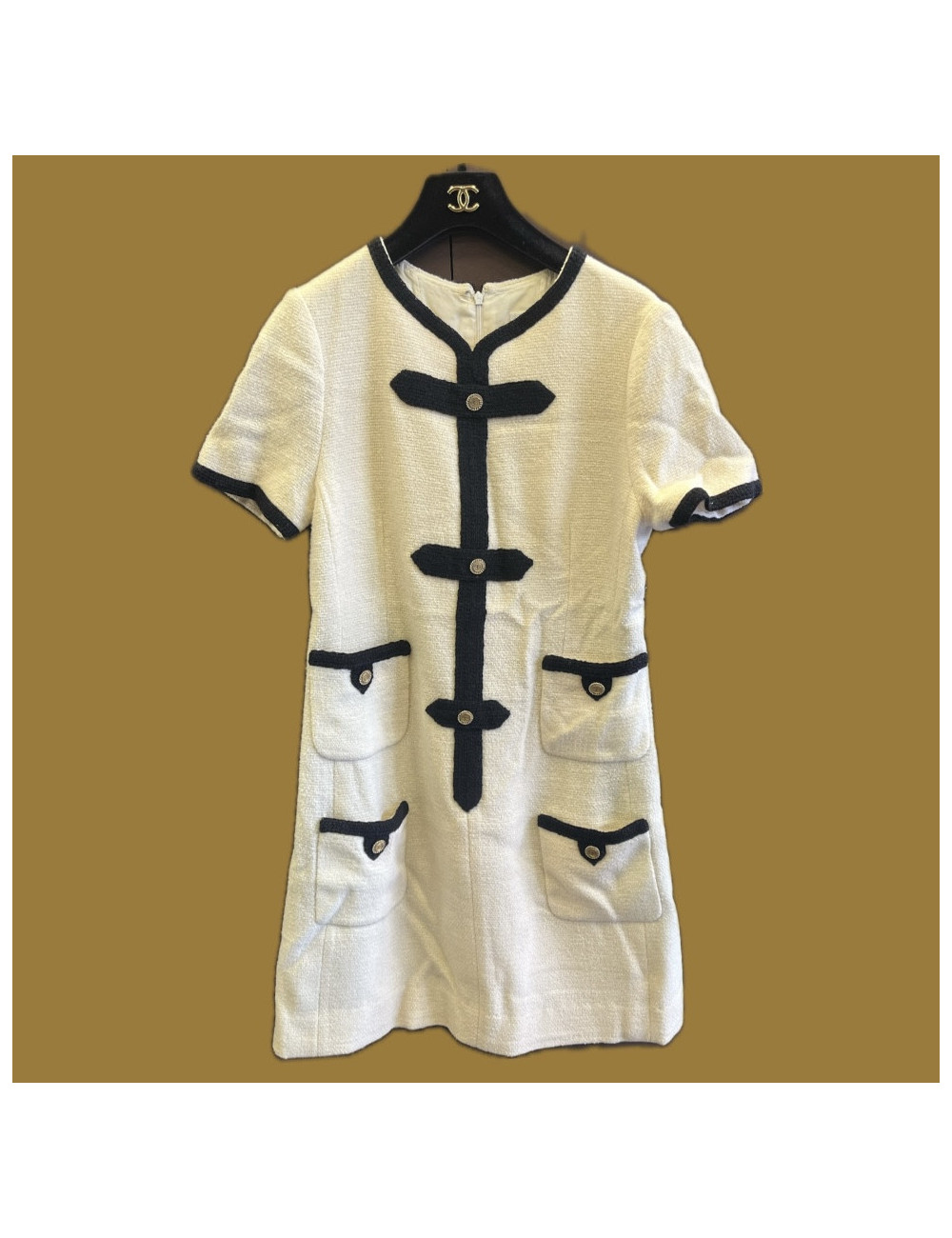 Robe Chanel T44 tweed beige et noir