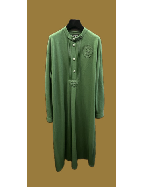 Tunique Paris Salzburg Chanel verte disponible chez Valois Vintage.