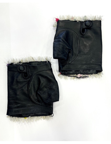 Mitaines CHANEL T 7 cuir perles Collection Graffiti 2