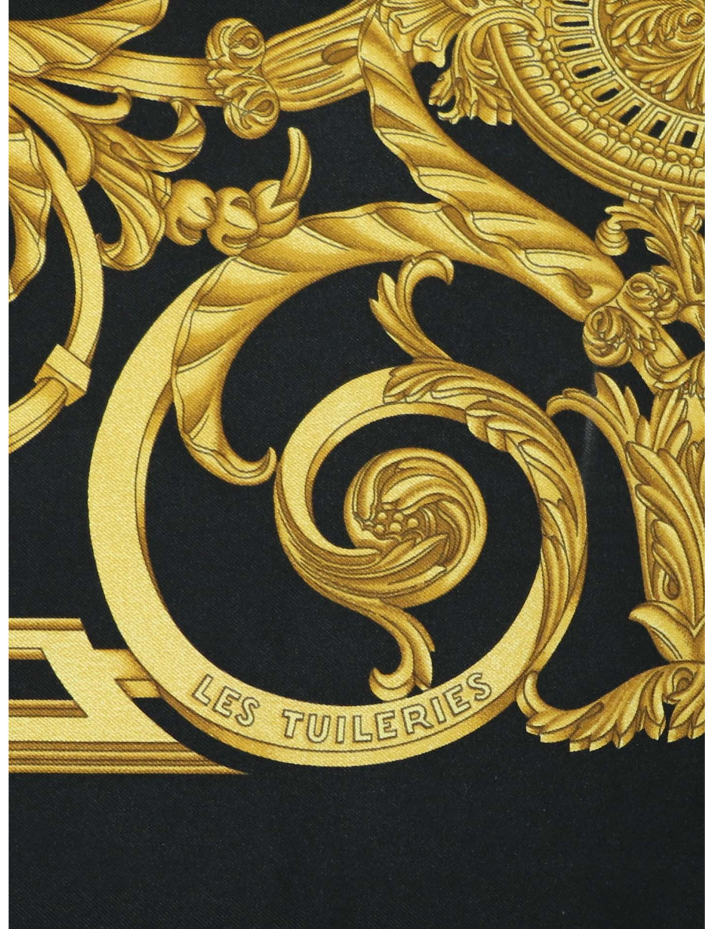 Carré HERMES fond noir doré