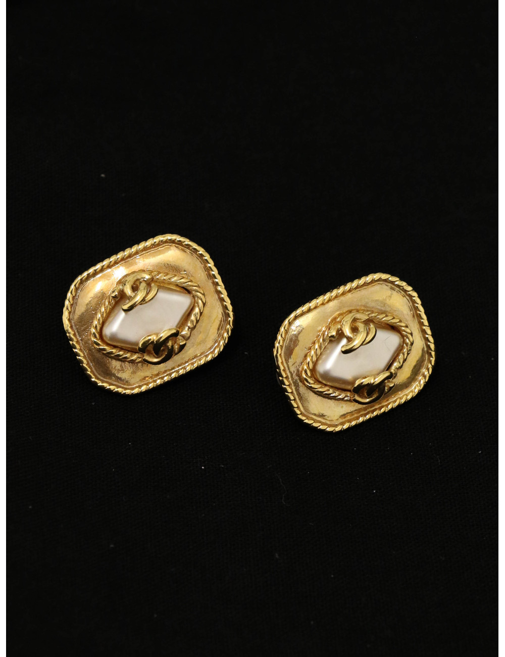 Boucles d'oreilles 95A Chanel