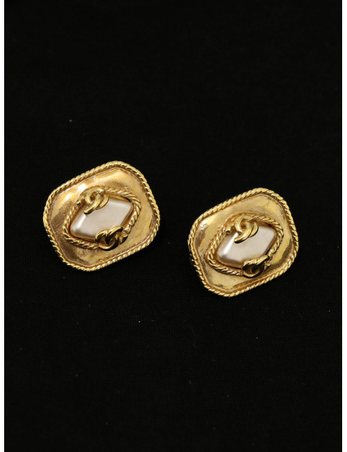 Boucles d'oreilles 95A Chanel