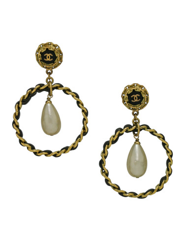 Boucles d'oreille Chanel cuir et doré