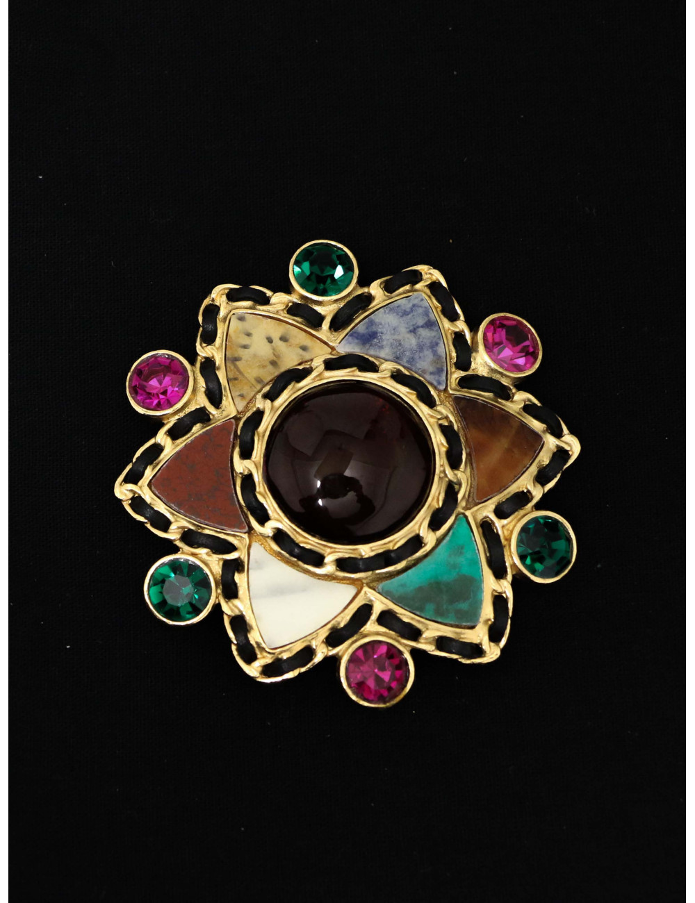 Broche étoile Chanel Gripoix pâte de verre et cuir