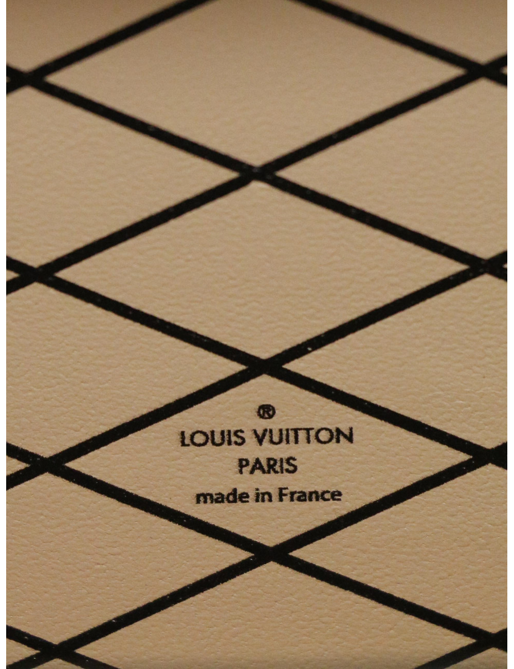 Petite malle Louis Vuitton noire : occasion certifiée authentique