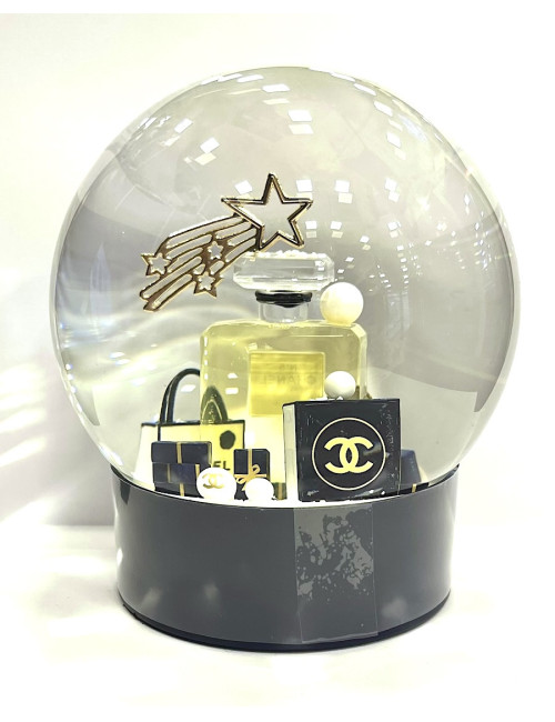 Boule à neige Chanel 2025