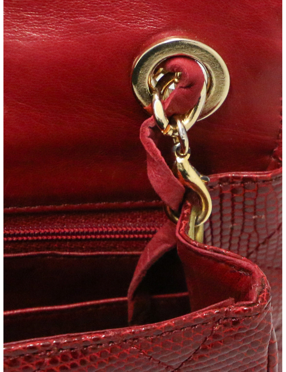 Petit sac en lezard vintage CHANEL rouge