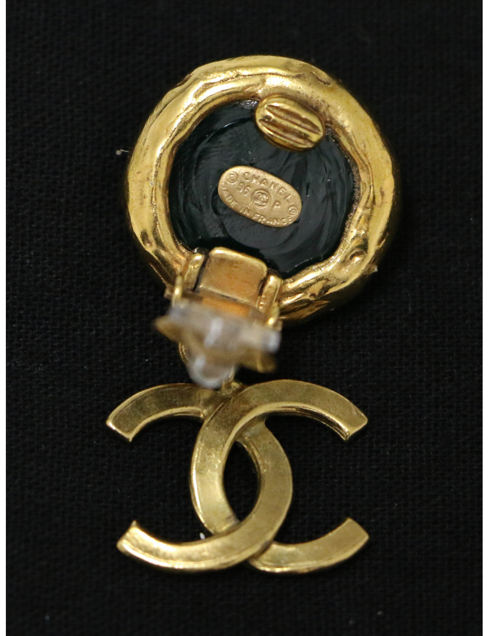 Boucles d'oreille pendantes pâte de Verre Chanel