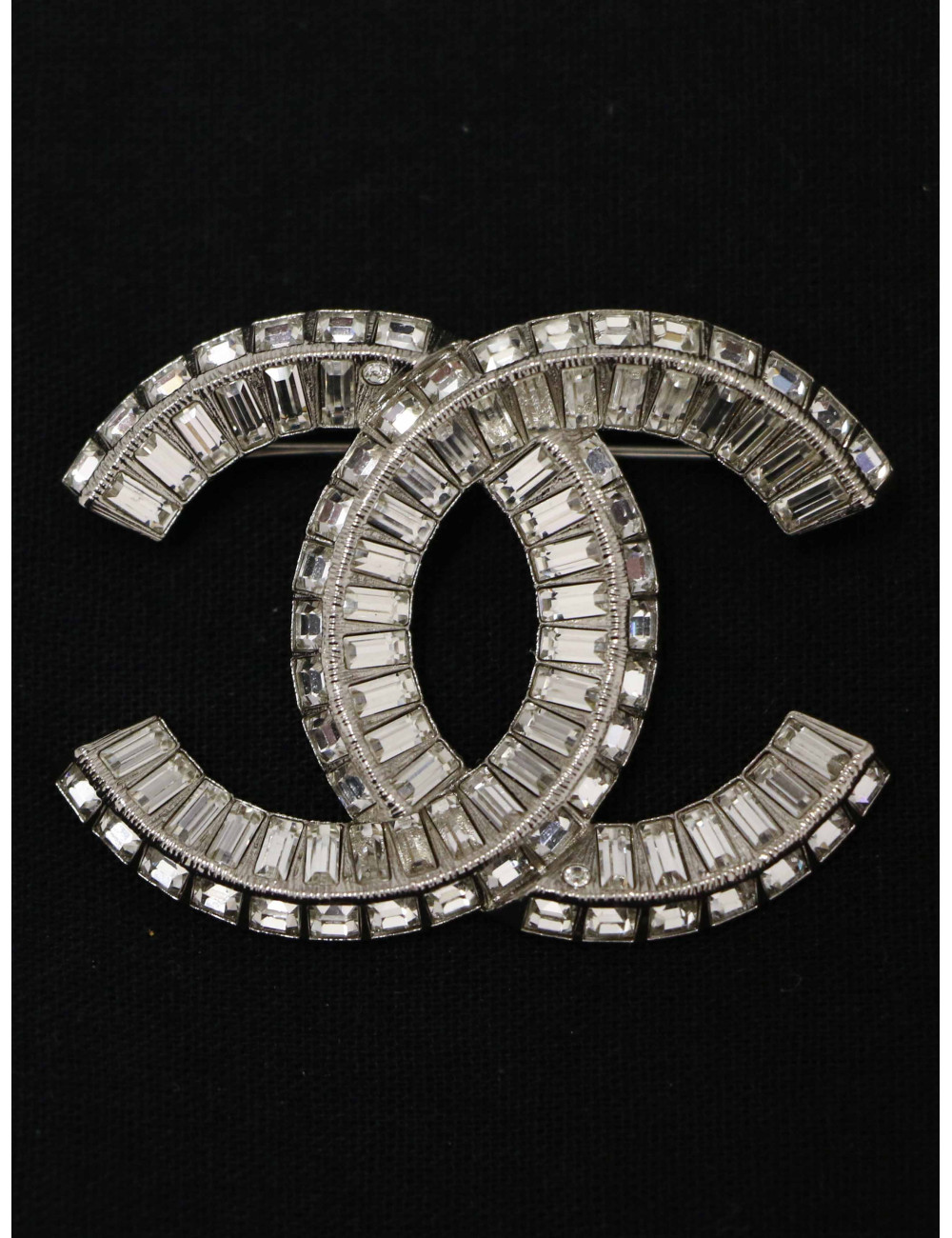 Broche CHANEL