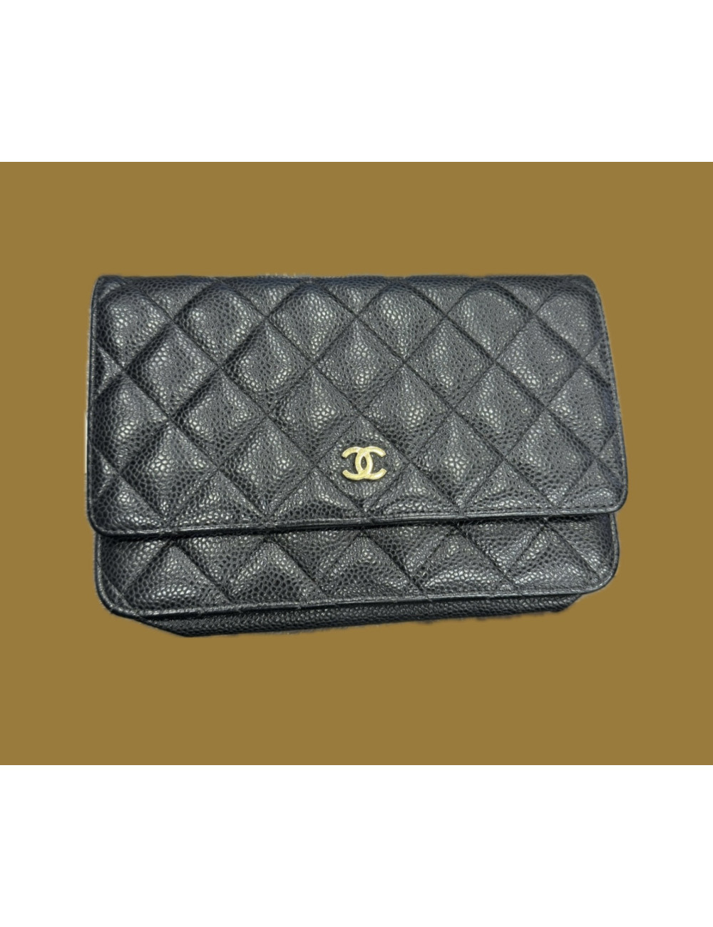 Wallet on chain Caviar noir Chanel