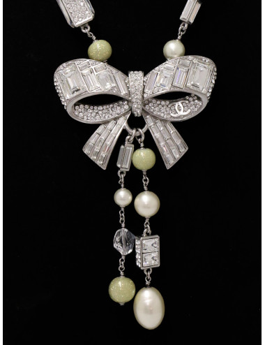 Sautoir Chanel noeud strass baguettes 2