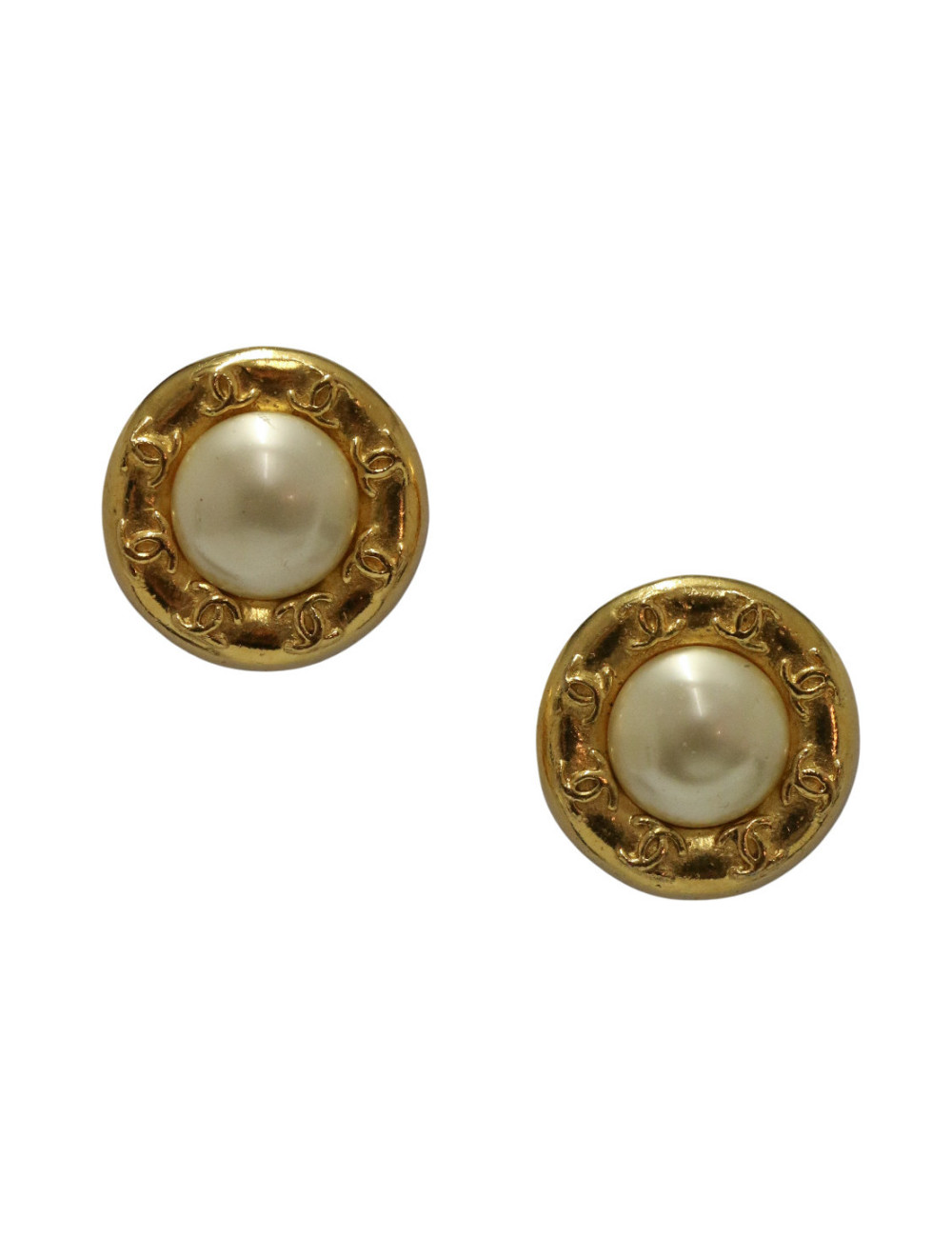 Clips CHANEL demi perles nacrée CC