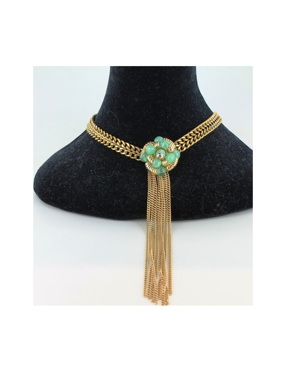 collier ras de cou anonyme