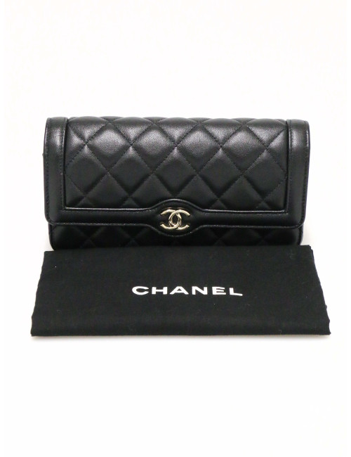 Mini sac Chanel cuir d'agneau matelassé