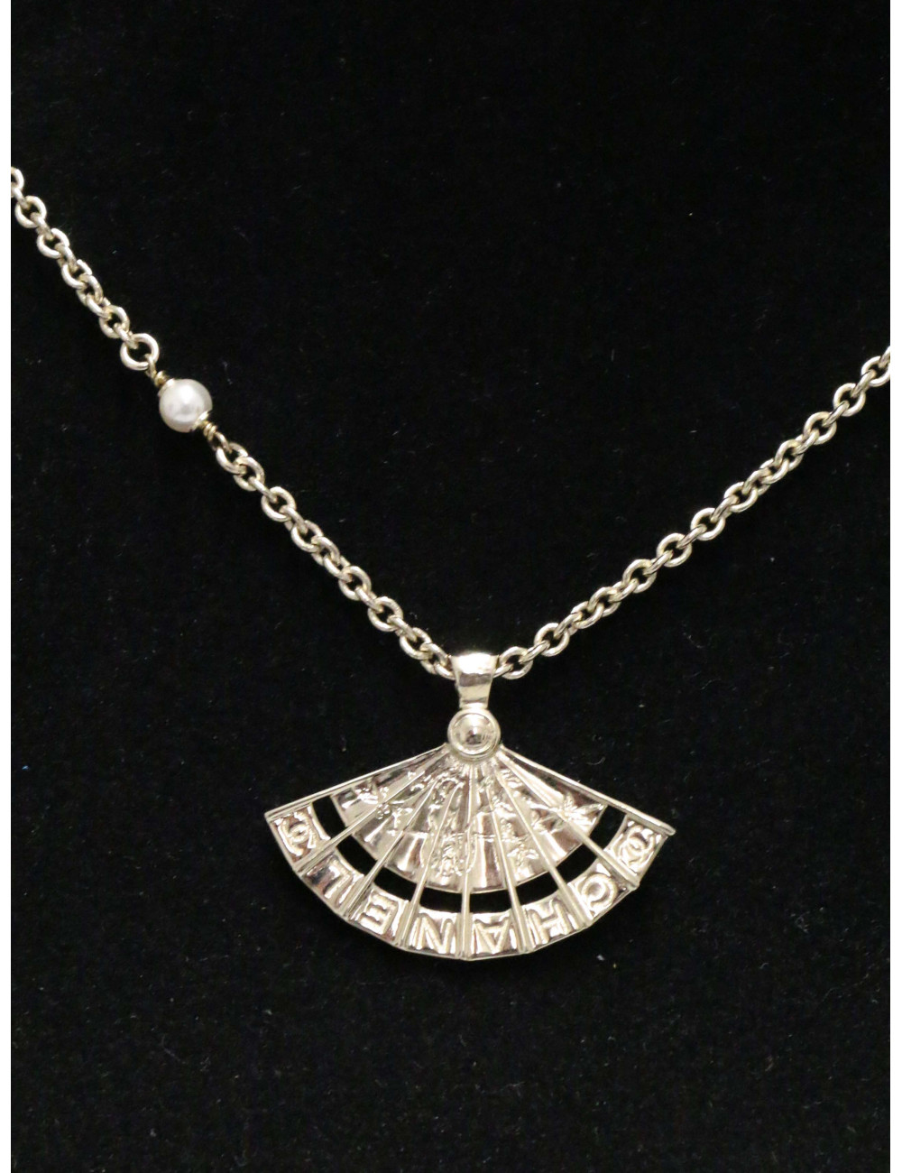 Collier Chanel Evantail