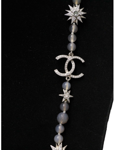 Sautoir chanel perles grises étoiles 2