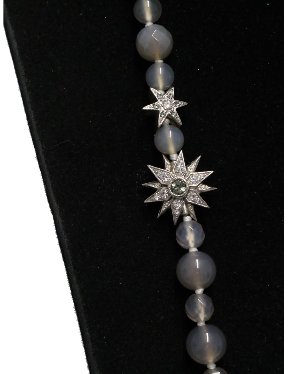 Sautoir chanel perles grises étoiles